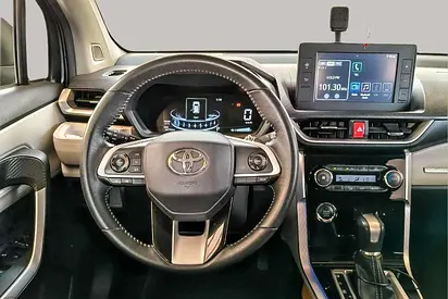صورة 10 لـ 2024 Toyota VELOZ