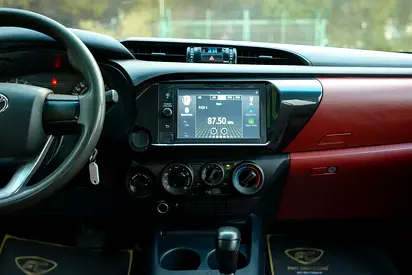صورة 15 لـ 2022 Toyota HILUX