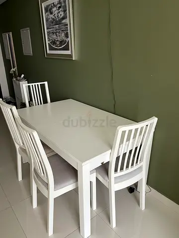 IKEA BJURSTA Dining Table + 4 BÖRJE Chairs – White