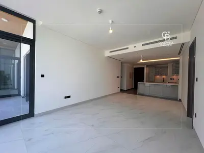 Lagoon View | Prime Location | 2 Parkings