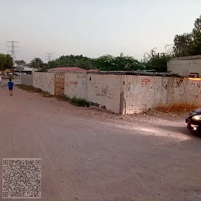 تملك مواطنين – أرض سكنية زاوية على 3 شوارع في الحليو 1 عجمان علي الرئيسي