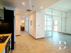 Corner Unit w/ Balcony| High floor|Golf course and villa view
