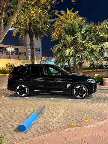 صورة 5 لـ 2021 BMW IX3