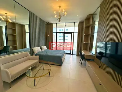 Luxury| Near Metro| Fully Furnished| Spacious
