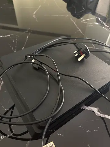 PS4 comes with wires and good conditions