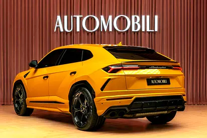 2019 Lamborghini URUS — фото 11