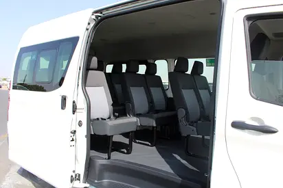 2026 Toyota HIACE 照片 16