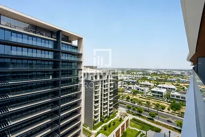 Top Floor | Golf Course View | Large Layout