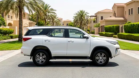صورة 5 لـ 2025 Toyota FORTUNER
