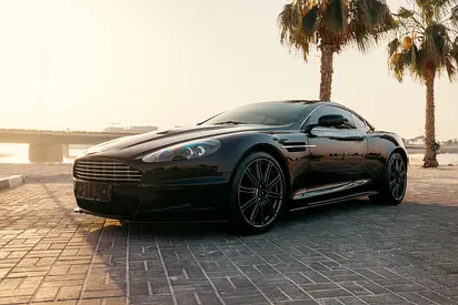 2010 Aston Martin DBS — фото 5