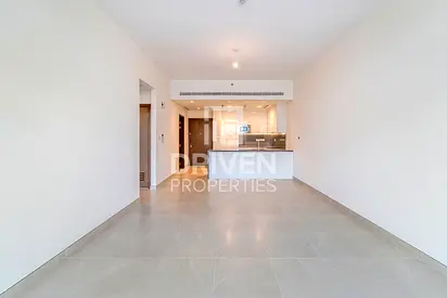 Burj Khalifa View | Spacious Layout | Great Deal