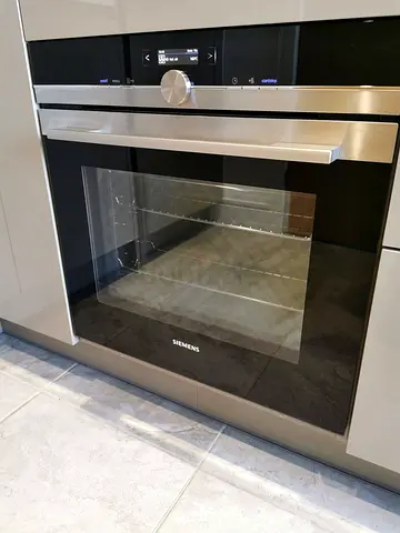 Siemens iQ700 built-in electric oven 60cm