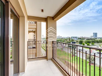 Brand New | Vacant | Sunset View | Great location