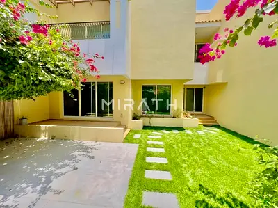 MODERN FAMILY VILLA IN A LUSH GREEN COMMUNITY