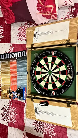 Unicorn Cabinet Dartboard Set with all equipment