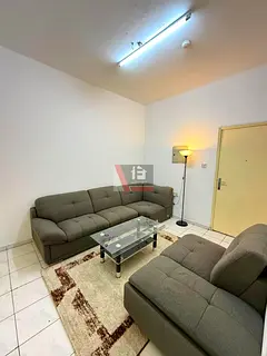 MONTHLY BASIA FULLY FURNISHED 1BHK SPLIT AC /GAS CLOSE HALL & JUST IN 2500* PER MONTH