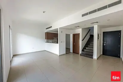 TYPE B BRIGHT WELL MAINTAINED RENTED
