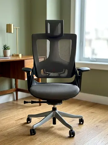 used like new merryfair chair in good condition