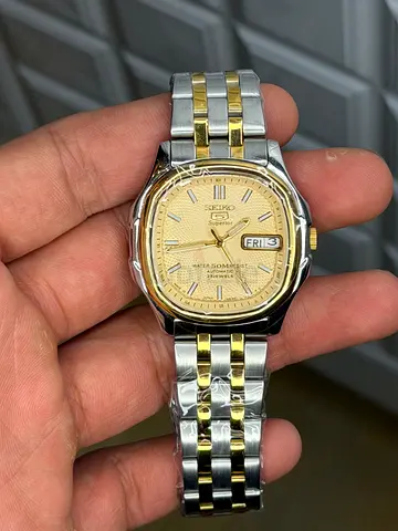 Seiko 5 Superior – Two-Tone Automatic