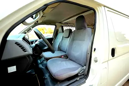 2009 Toyota HIACE — фото 9
