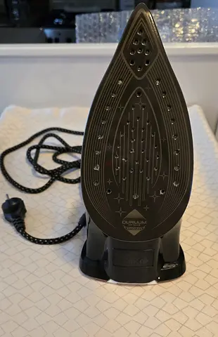 Tefal Ultimate Pure FV9845 Steam Iron - Rose Gold, France