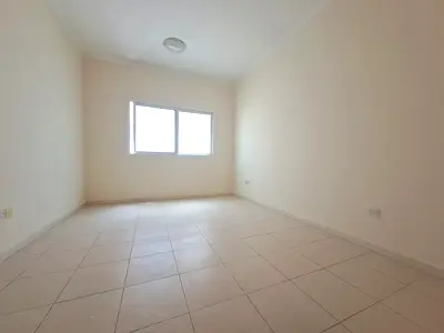 Big Luxury 1.bhk APARTMENT available close to Madina Shopping Centre