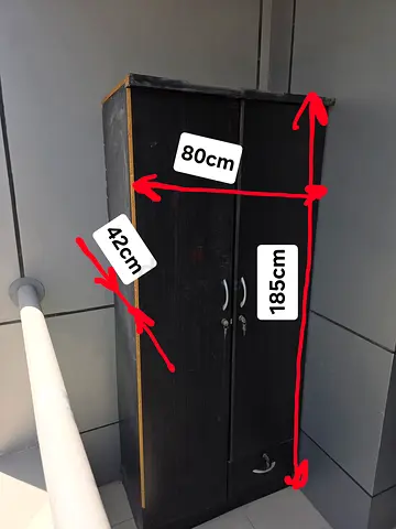 Large 2-Door Storage Wardrobe / Cabinet – 185cm – AED 100