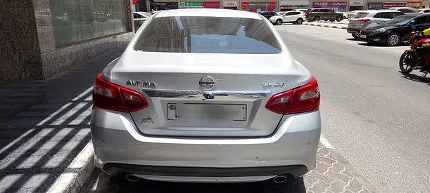 2018 Nissan ALTIMA — фото 2