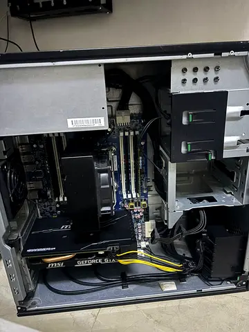PC للبيع