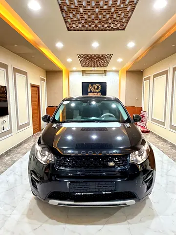 LAND ROVER DISCOVERY - 2016 | Korean Specs | Full Option | Excellent Condition | DIESEL