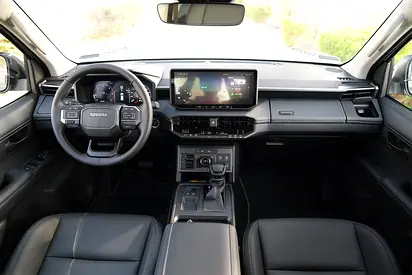 صورة 9 لـ 2026 Toyota HILUX