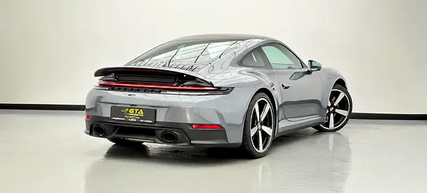 صورة مصغرة 4 لـ 2025 Porsche 911