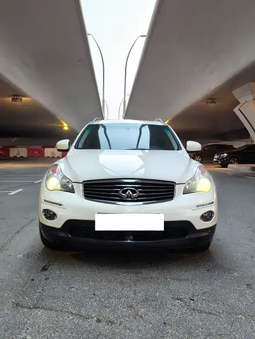 صورة 2 لـ 2015 Infiniti QX50