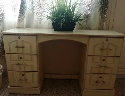 Full bedroom Cream Wooden