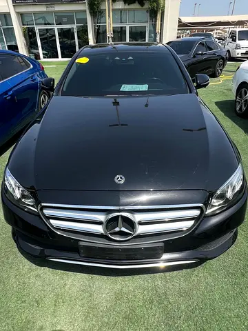 MERCEDES E 300 - 2017 | Korean Specs | Full Option | Excellent Condition