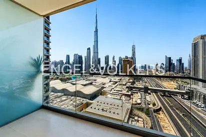 Burj Khalifa View | Unfurnished | Modern