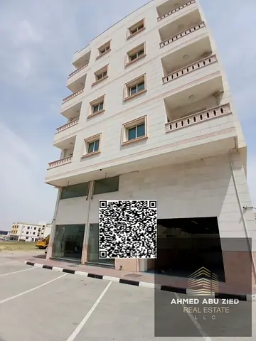 Residential and commercial building (G+4+mezzanine), one year and two months old, with excellent rental income, freehold