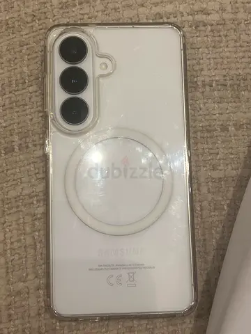 Samsung Galaxy phone with clear MagSafe-style case (white) - good condition