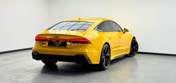 صورة 4 لـ 2021 AUDI RS7