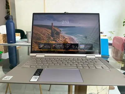 Lenovo Yoga C740-14IML 14” Laptop – Intel Core i5, 8GB RAM, 256GB SSD, Windows 11