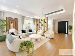 Renovated Villa| Private Pool| Vacant on Transfer