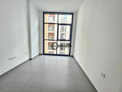 Brand New Building 1,Bhk Flat Available With 2,Bathroom Gym Pool Parking Free And Rent 42K