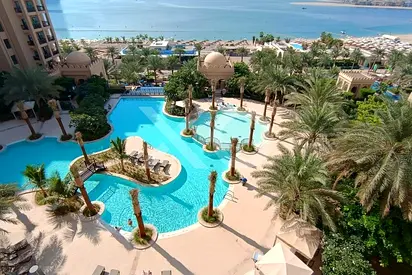 Sea View | High Floor | 12 Cheques