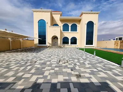 BRAND NEW 5BR VILLA + POOL |CORNER PLOT| HUGE YARD