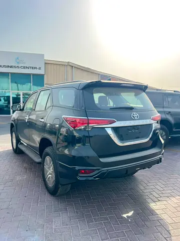 صورة 11 لـ 2026 Toyota FORTUNER