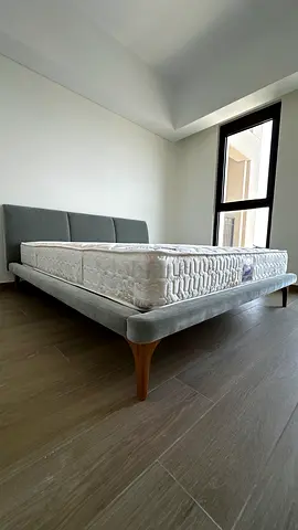 King Size bed