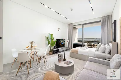 LIMITED OFFER | Monthly - September | No Commission l Cozy Studio l Private Jacuzzi l Canal View