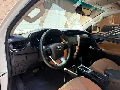 صورة 4 لـ 2020 Toyota FORTUNER
