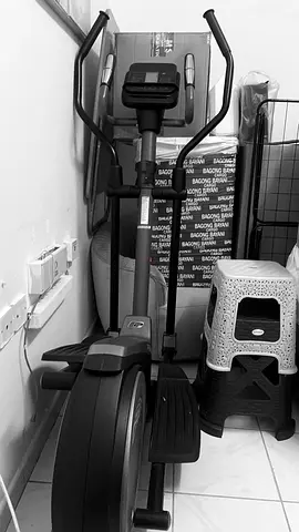 🏋️ Exercise Machine for Sale – AED 500 Good condition and working well. 💰 Price: AED 500 only Re