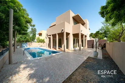 Stunning Location | 3 Bedroom with Private Pool